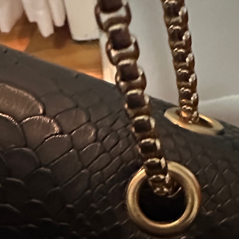 Black Bee Bag - Picture 7 of 7